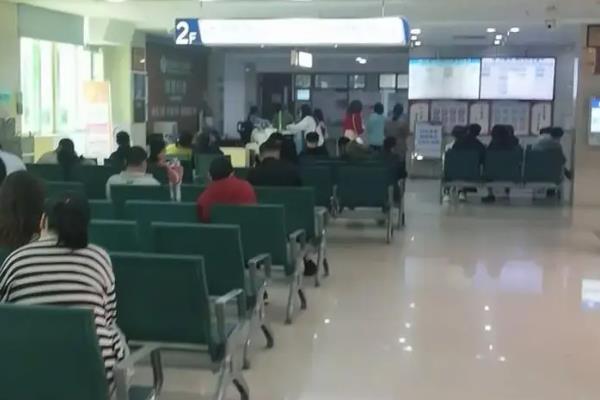 被家猫咬了怎么处理，一定要彻底地清洗伤口