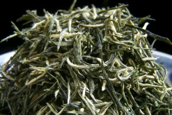 湘西特色美食和土特产，有古丈毛尖、血粑鸭等