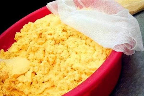 钓鲢鱼的饵料配方，以下4种均可采取