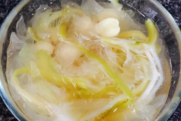 昙花如何食用，可蒸煮煲汤或直接食用