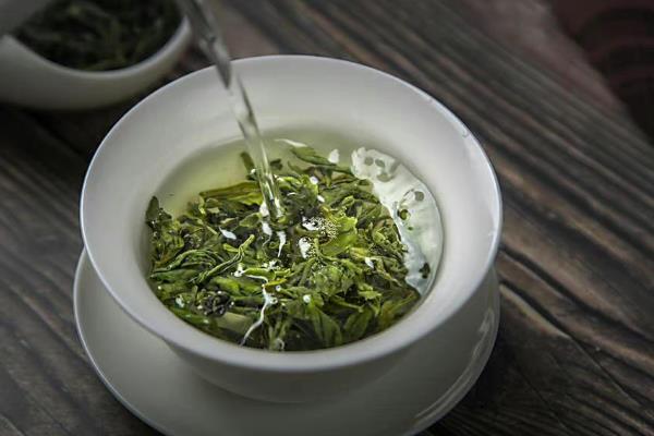茶叶的保质期多长，绿茶在常温下一般是1年左右