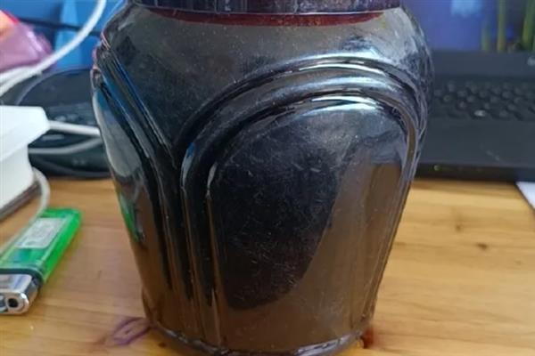 黑蜂蜂蜜和普通蜂蜜有什么区别，蜂种、蜜源、产地等方面均不同