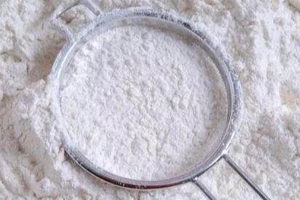 面粉生虫了能不能吃，情况不严重时经过处理后依然可继续食用