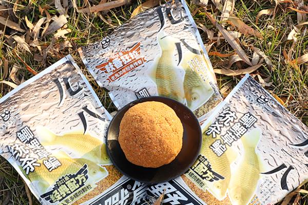 春季钓鲫鱼用什么味型的饵料，早春要以腥味为主