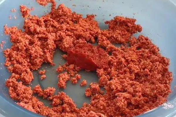 冬天钓鱼没口的原因，可能是温度过低、饵料过淡等因素造成