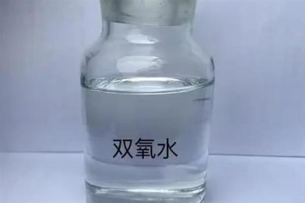 猫咪快速催吐的方法，可用肥皂水或双氧水催吐