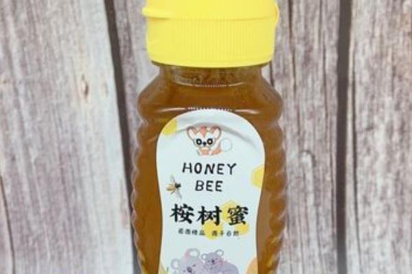 桉树是不是蜜源植物，蜜蜂采蜜后可酿制出桉树蜜
