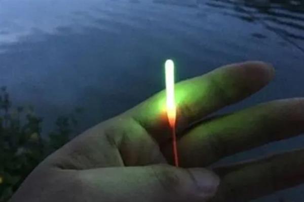 用电子漂夜钓怎么调漂，一般采取调5钓2的方式