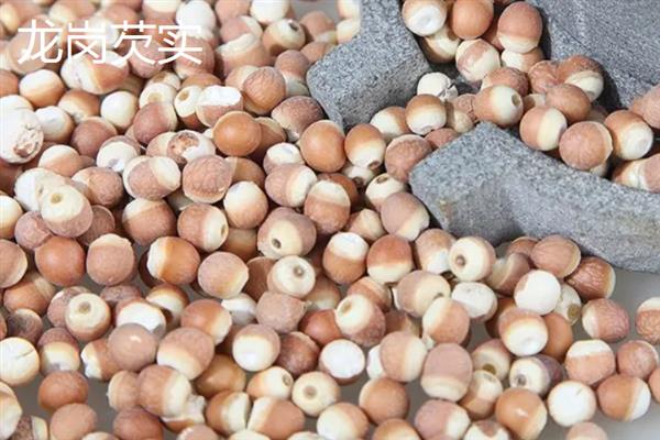 安徽省天长市的特产，有天长三黄鸡、安记猪头肉等