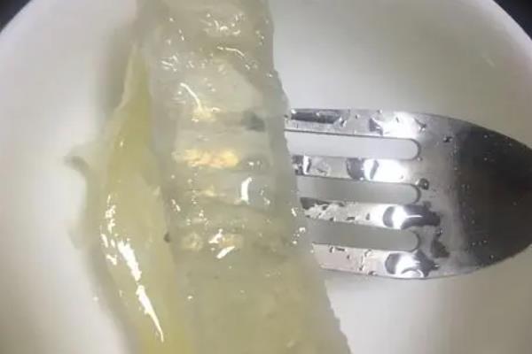 怎么挑选鳗鱼胶，可根据品种、产地和价格来挑选