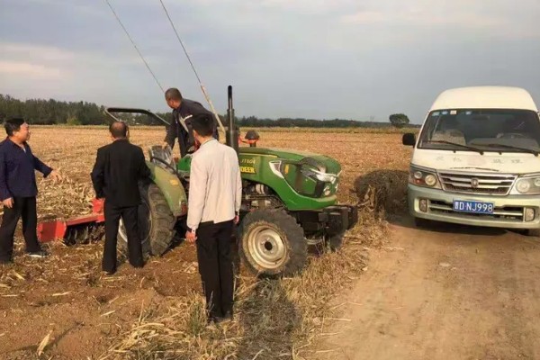 春季农机如何做好养护工作，使用前一定要清理干净