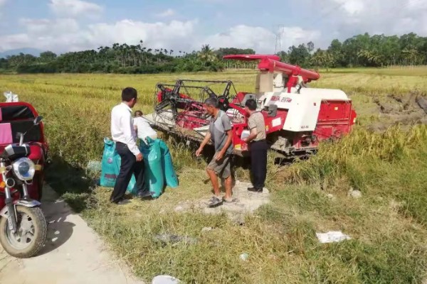 春季农机如何做好养护工作，使用前一定要清理干净