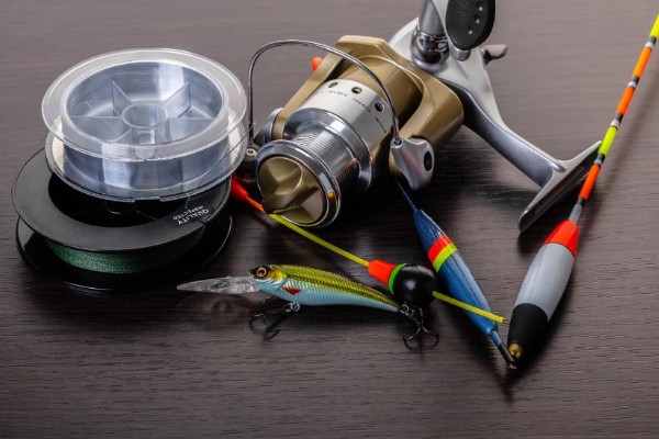 9米鱼竿怎么搭配鱼线,根据鱼竿的调性做选择