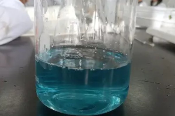 土壤有效磷如何增加，可增施有机肥料