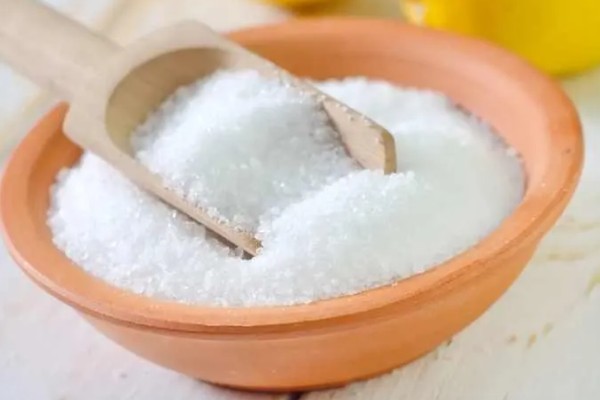 土壤有效磷如何增加，可增施有机肥料