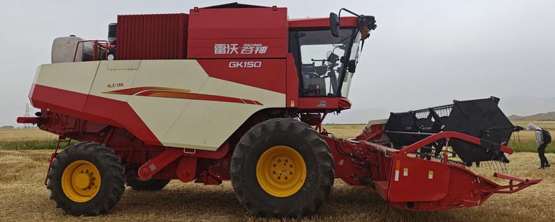 农机补贴的申请流程，向户口所在地农机部门申请