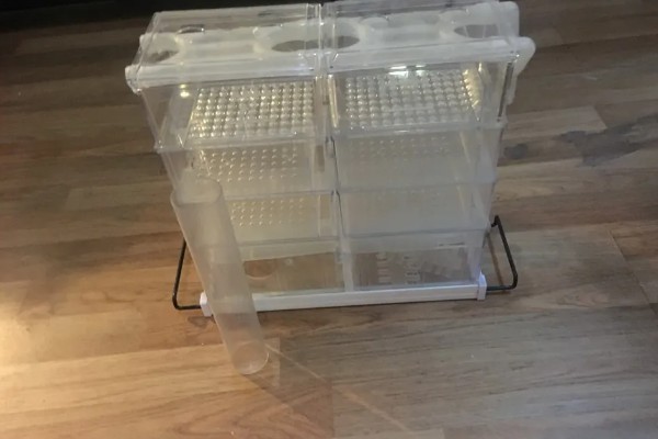 滴流盒滤材的摆放顺序，第一层下面铺玻璃环