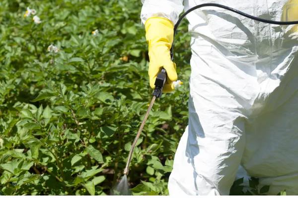 虱螨脲的特性，其杀虫谱广、杀虫力强