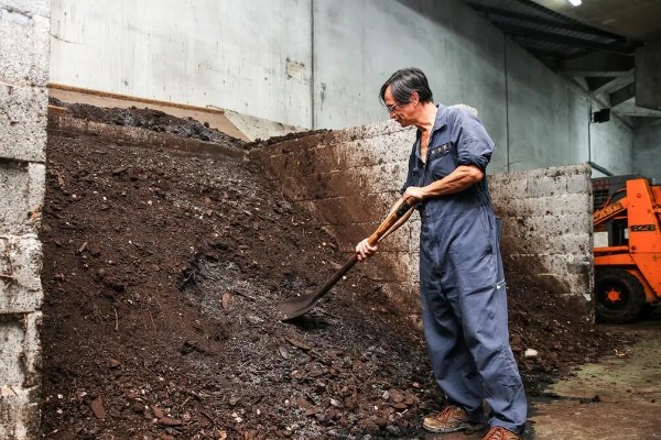 厨余垃圾堆肥后能不能滋养土壤,堆肥后可以作为肥料使用