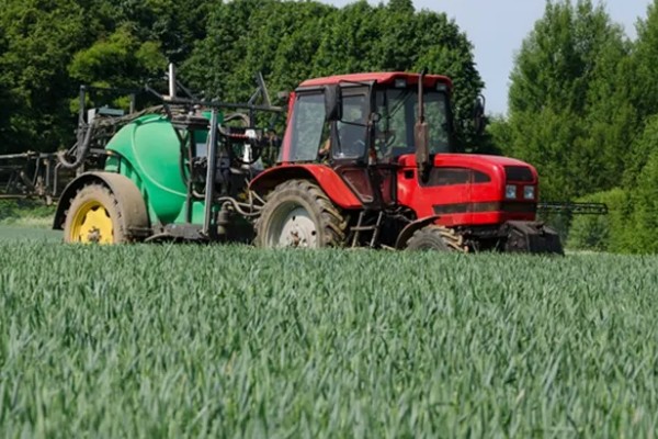 农机补贴的申请流程，向户口所在地农机部门申请