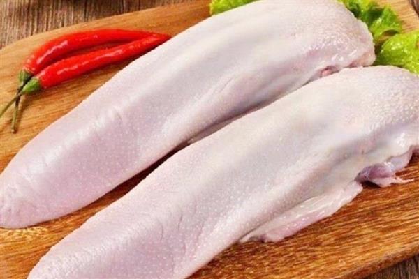 如何选购猪舌头,可通过观察颜色来选购