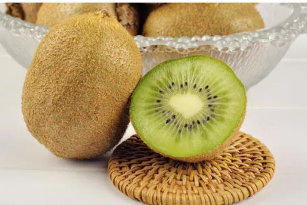 猕猴桃要放软吗，食用前需要放软