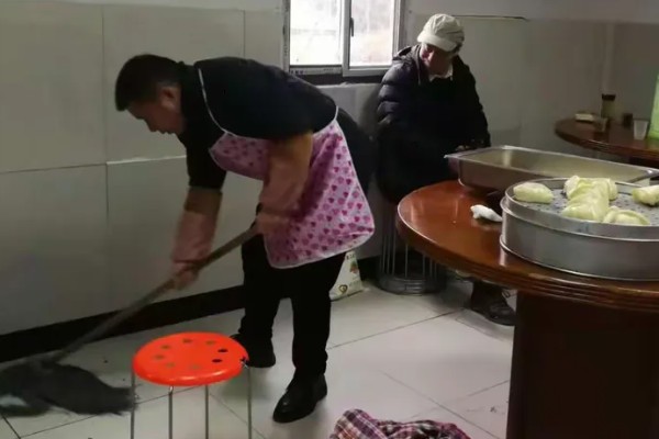 公历新年第一天被称为元旦的原因，代表一年刚开始的第一天早晨