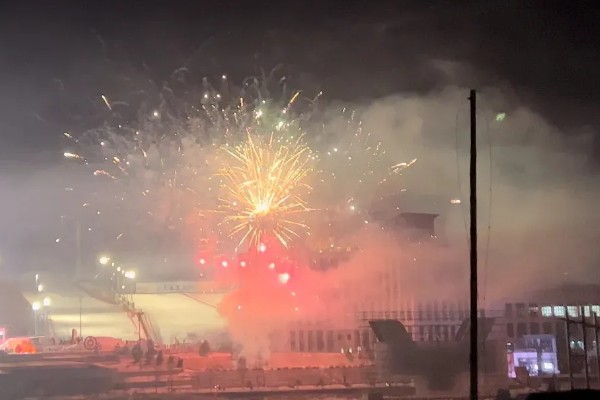 公历新年第一天被称为元旦的原因，代表一年刚开始的第一天早晨