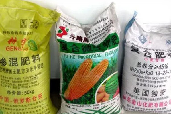 购买复合肥的误区，不能认为红色肥料就是含钾量多