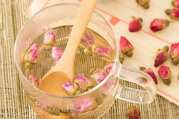玫瑰花泡茶方式，100℃的水温最好