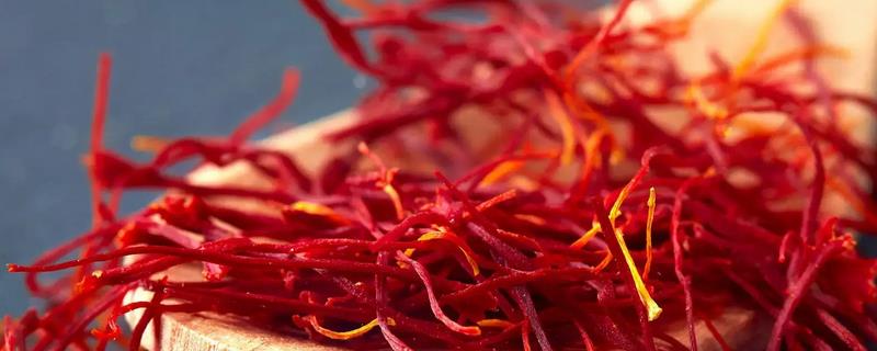 藏红花球茎的栽培方法，喜欢疏松肥沃的沙质土壤