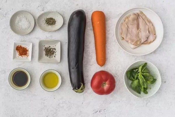 自制泰迪狗粮的方法,推荐以下3种配方