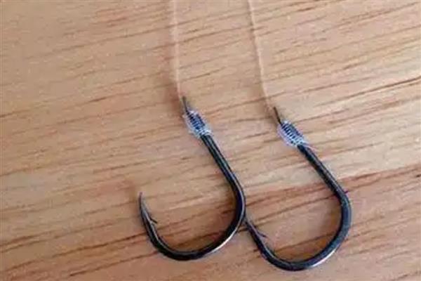 4号秋田狐钩等于几号金袖钩，相当于5号金袖钩