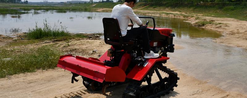 水田旋耕机的价格，一台需要2200-3500元左右