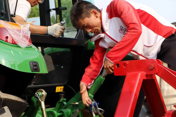 农机安装要注意什么，复杂的零部件要重复检查