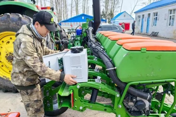 农机安装要注意什么，复杂的零部件要重复检查